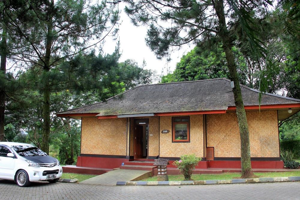 Sari Ater Hotel & Resort Ciater Eksteriør bilde