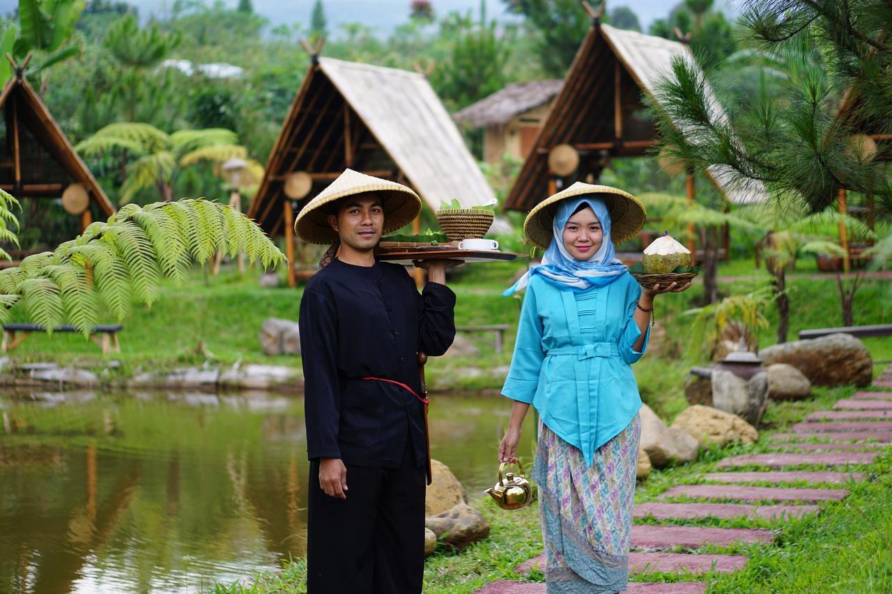 Sari Ater Hotel & Resort Ciater Eksteriør bilde