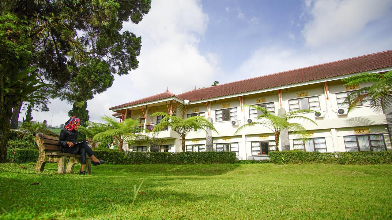 Sari Ater Hotel & Resort Ciater Eksteriør bilde